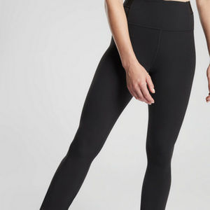 Aura Split Pant in Black Size XS